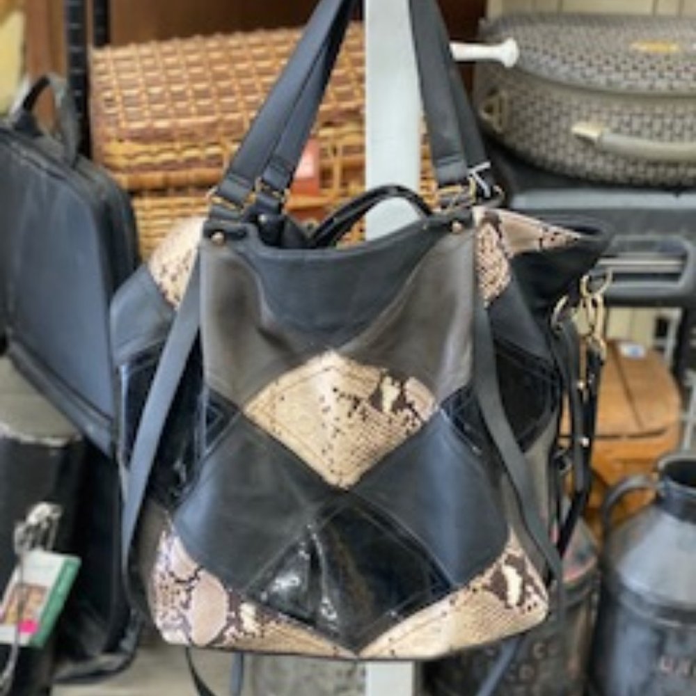 Big Buddha Shoulder Bag